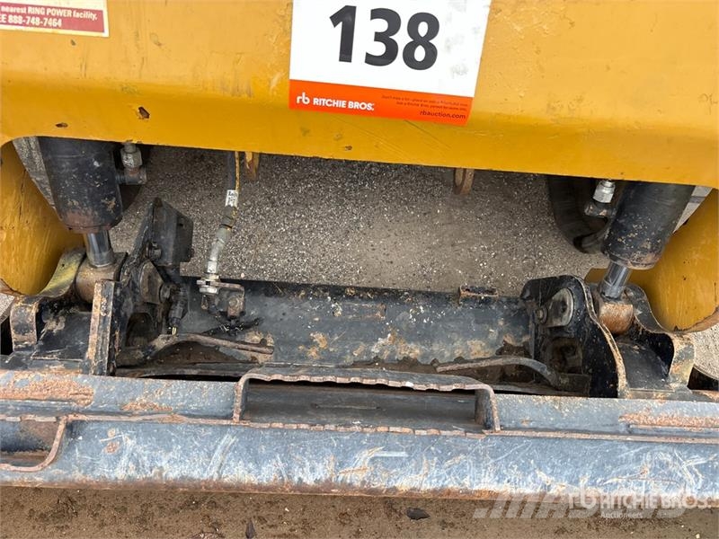 CAT 259D3 Two-Speed Compact Track Loader Lietoti riteņu kompaktiekrāvēji