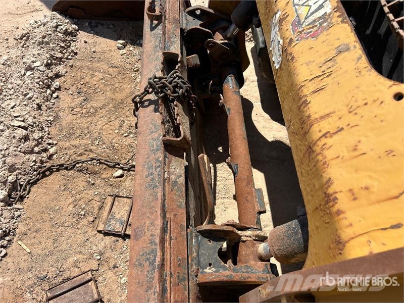 CAT 259D3 Two-Speed Compact Track Loader (Inoperable) Skid steer loaders