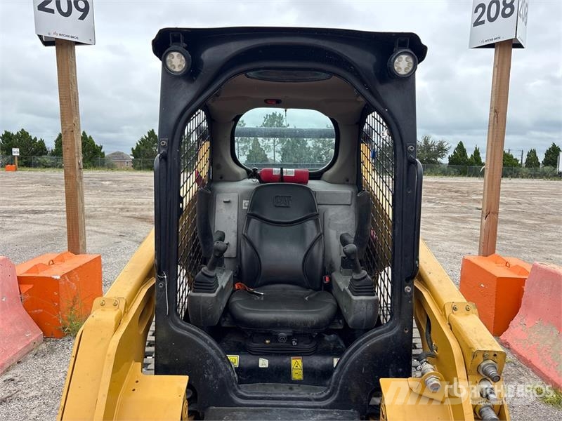 CAT 259D3 Two-Speed Compact Track Loader Lietoti riteņu kompaktiekrāvēji