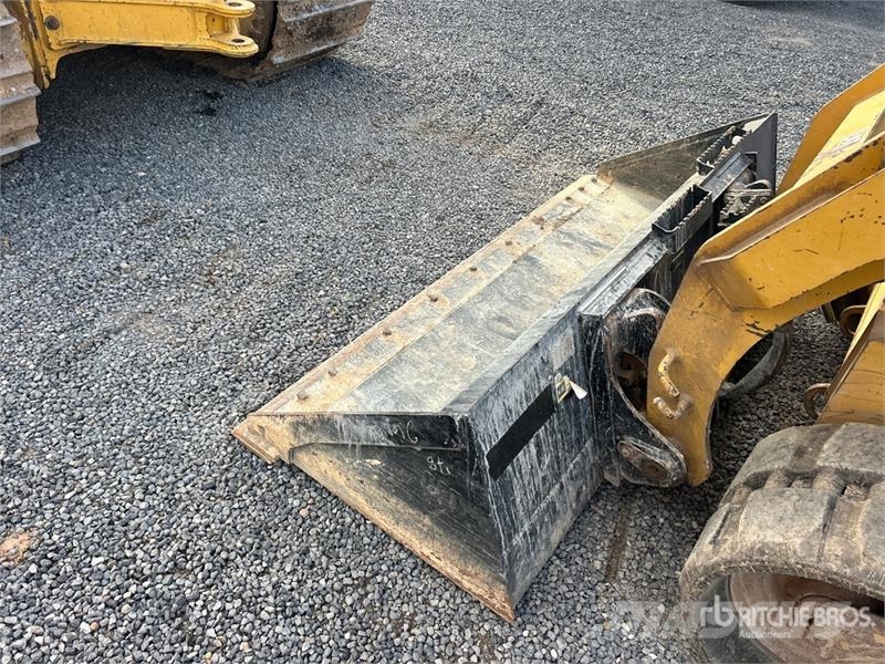 CAT 259D3 Two-Speed Compact Track Loader لوادر انزلاقية التوجيه