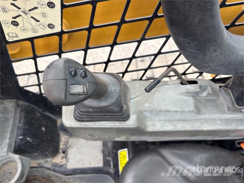 CAT 259D3 Two-Speed Compact Track Loader Lietoti riteņu kompaktiekrāvēji