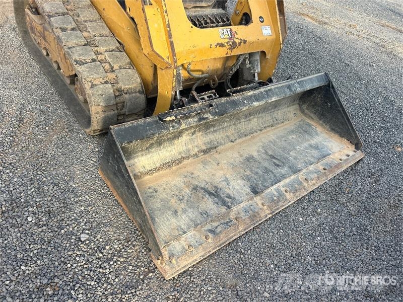 CAT 259D3 Two-Speed Compact Track Loader لوادر انزلاقية التوجيه