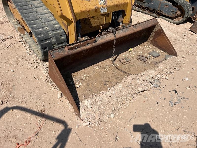 CAT 259D3 Two-Speed Compact Track Loader (Inoperable) Skid steer loaders