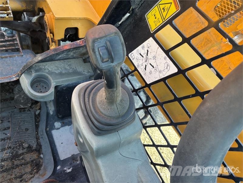 CAT 262D Skid steer loaders