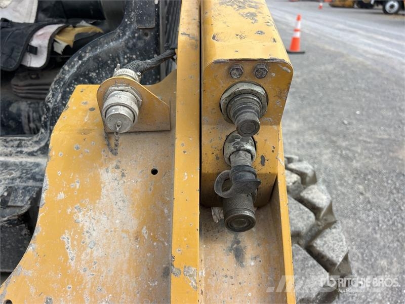CAT 262D Ładowarki burtowe