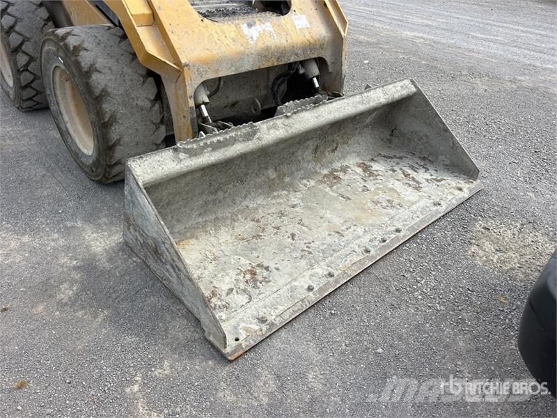 CAT 262D Ładowarki burtowe
