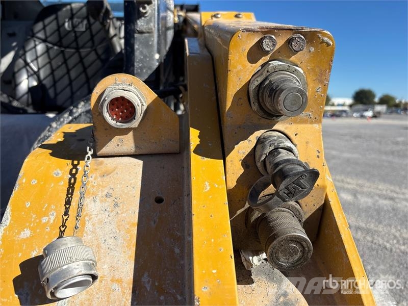 CAT 262D Ładowarki burtowe