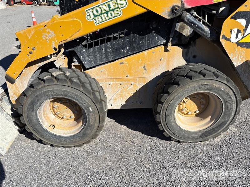 CAT 262D Ładowarki burtowe