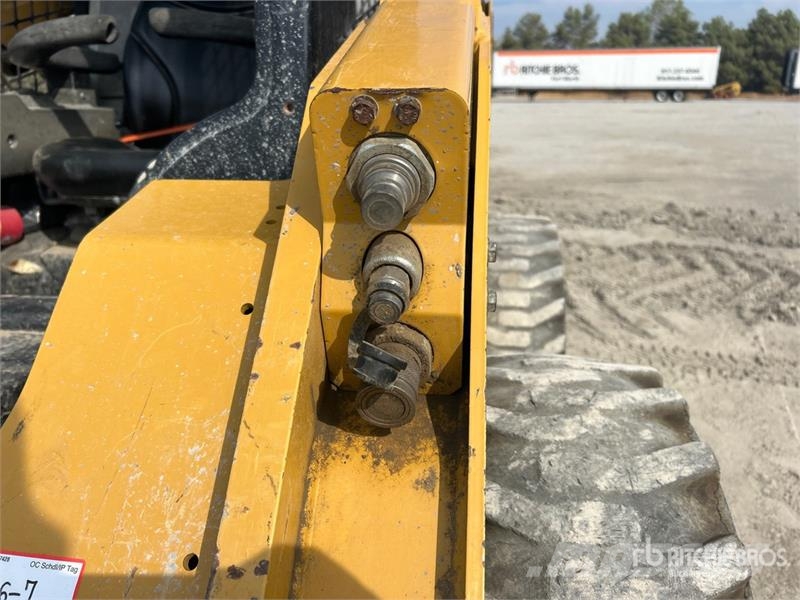 CAT 262D3 Two-Speed Skid Steer Loader Kompaktlastere