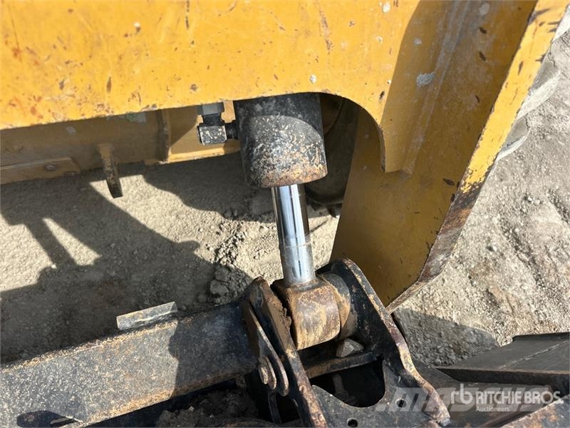 CAT 262D3 Two-Speed Skid Steer Loader Kompaktlastere