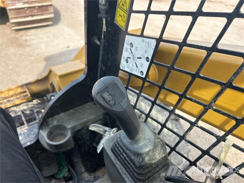 CAT 262D3 Two-Speed Skid Steer Loader Kompaktlastere