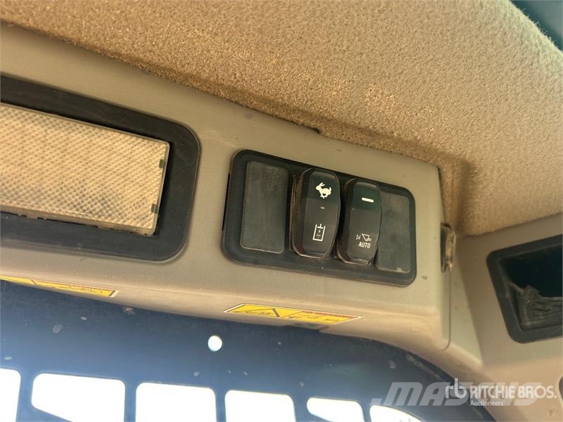 CAT 262D3 Two-Speed Skid Steer Loader Kompaktlastere