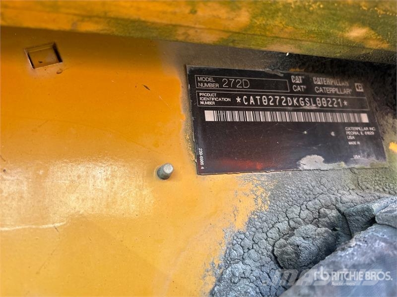 CAT 272D Kompaktlader