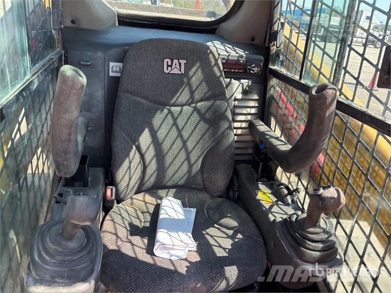 CAT 279D Kompaktrakodók