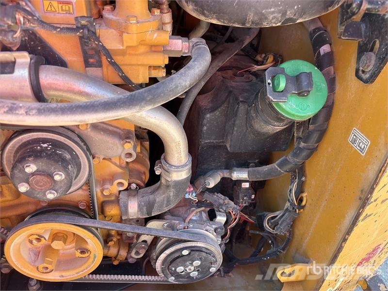 CAT 279D Kompaktrakodók