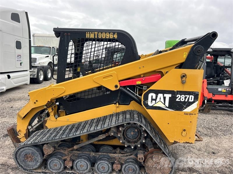 CAT 287D لوادر انزلاقية التوجيه