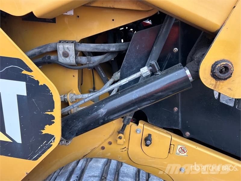 CAT 287D لوادر انزلاقية التوجيه