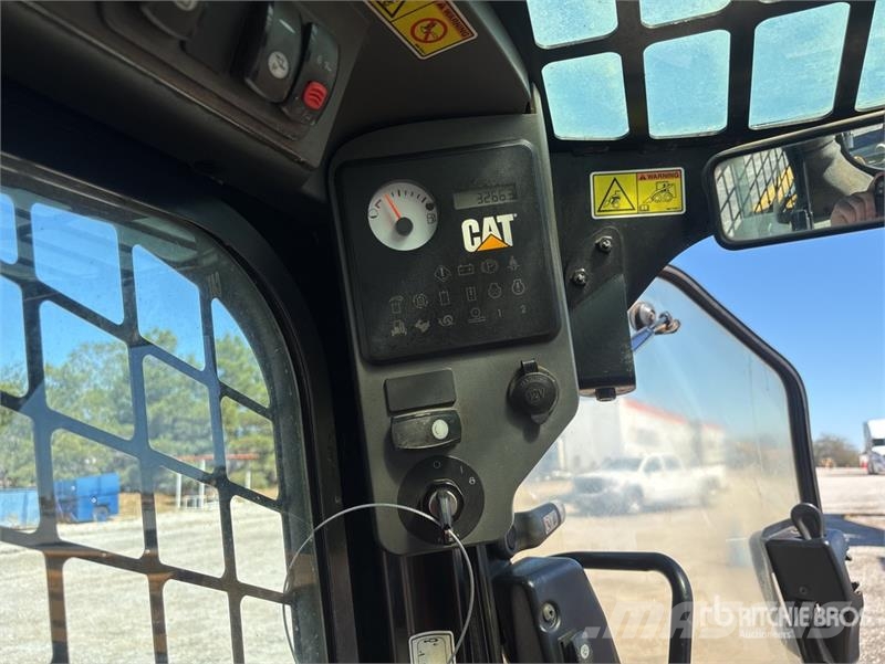 CAT 289C لوادر انزلاقية التوجيه
