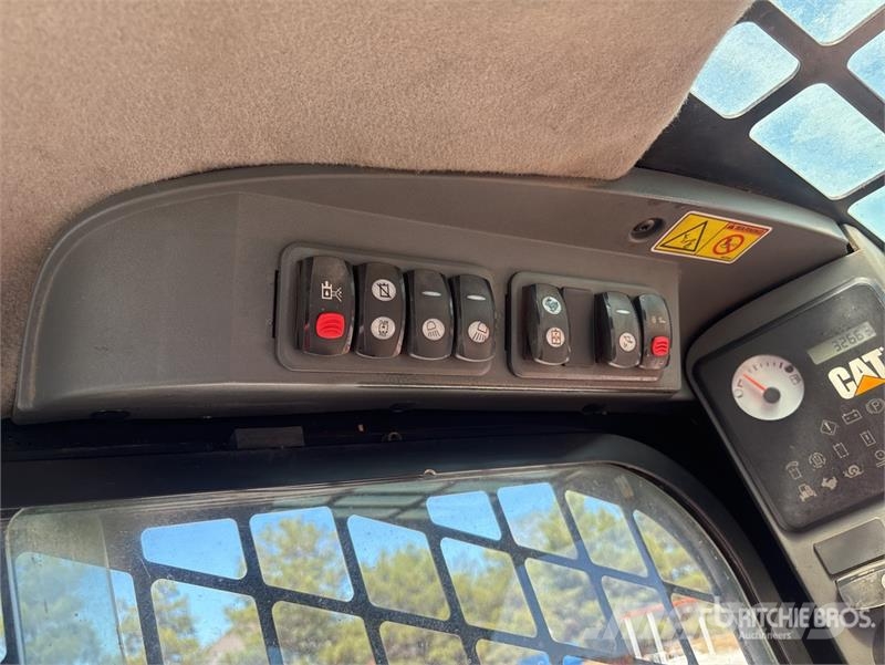 CAT 289C لوادر انزلاقية التوجيه
