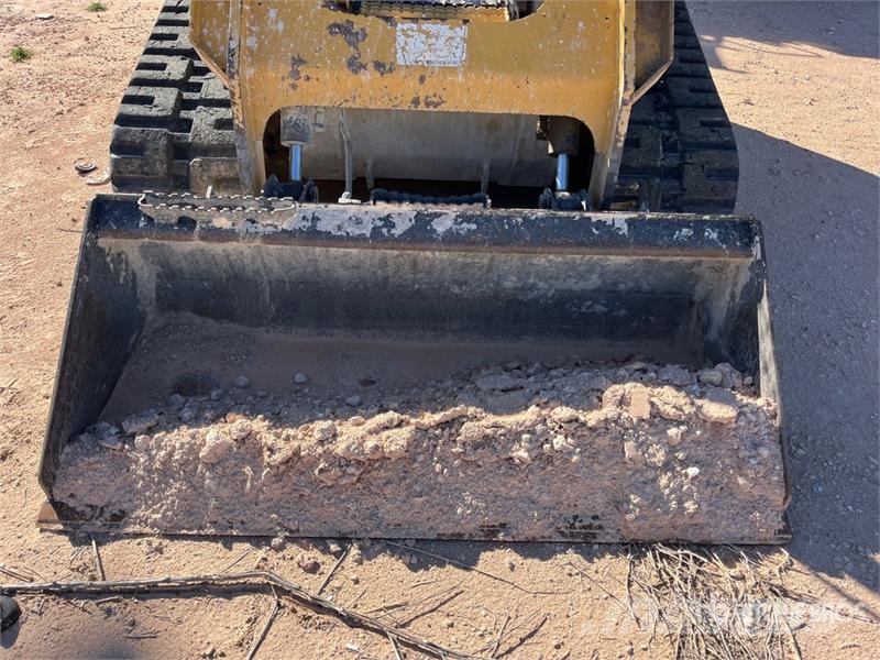 CAT 289D Skid steer mini nakladalci