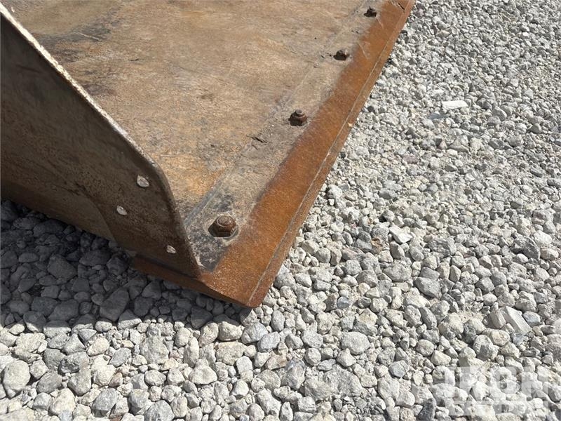 CAT 289D Krautuvai su šoniniu pasukimu