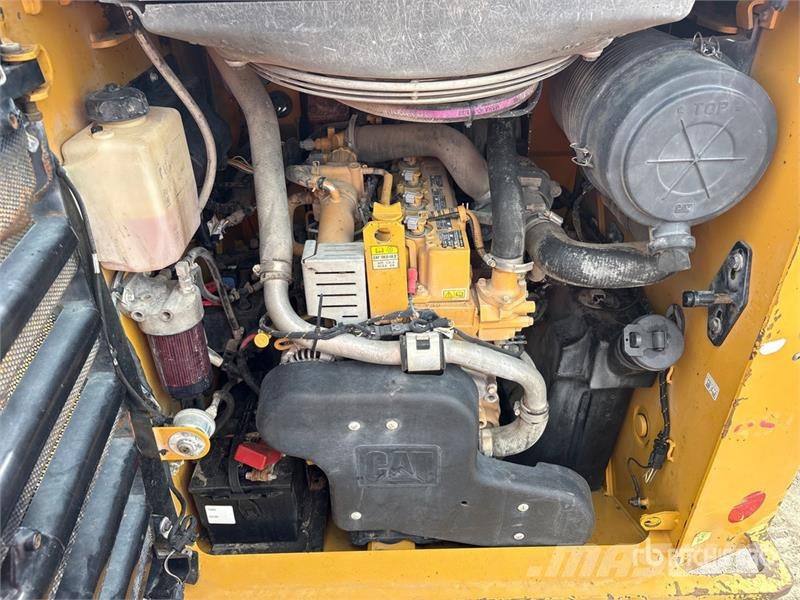 CAT 289D 滑移装载机