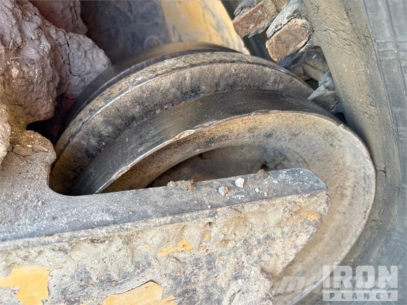 CAT 289D Krautuvai su šoniniu pasukimu