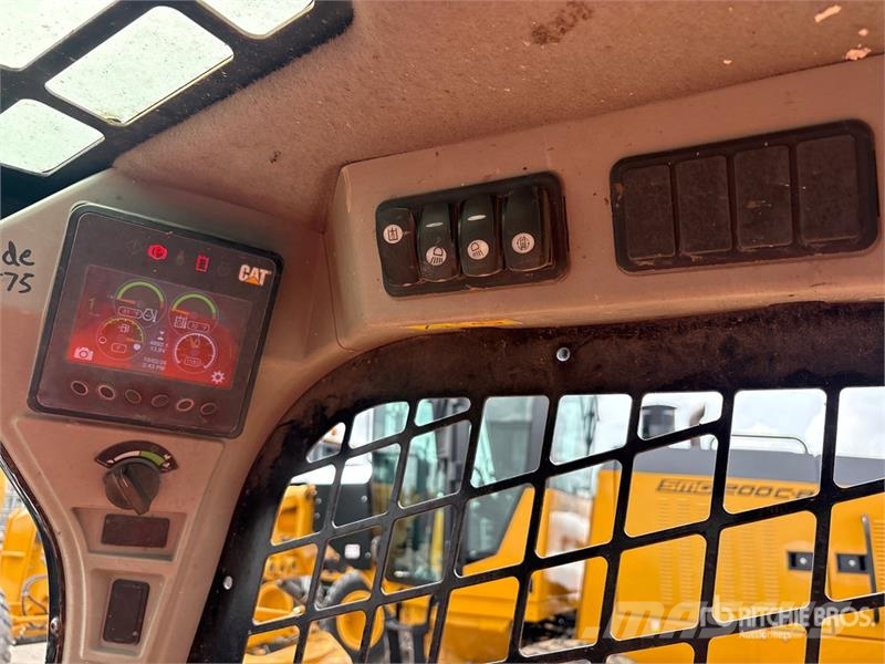 CAT 289D 滑移装载机