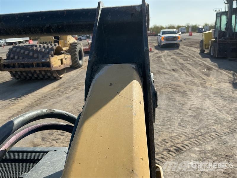 CAT 289D Skid steer mini nakladalci