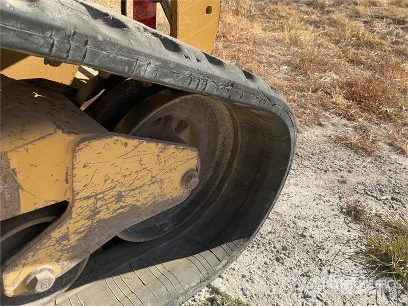 CAT 289D Skid steer mini nakladalci