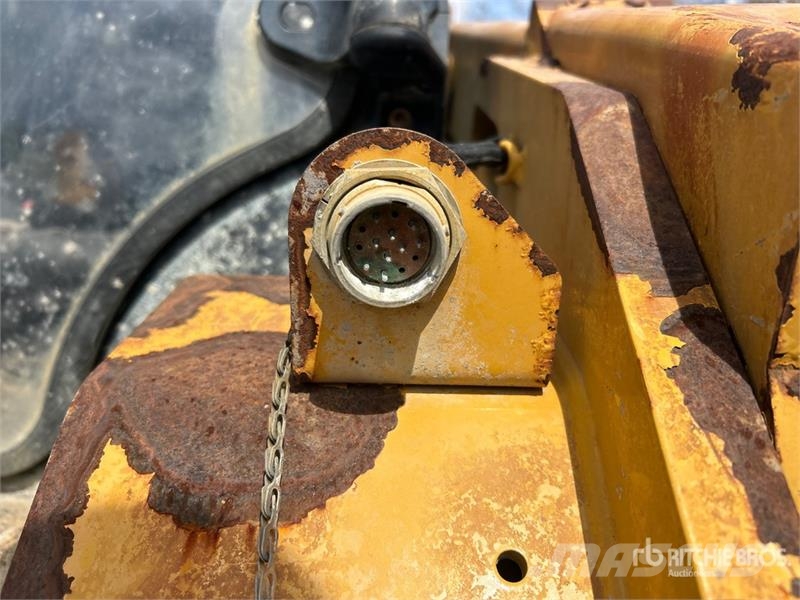 CAT 289D Smykem řízené nakladače