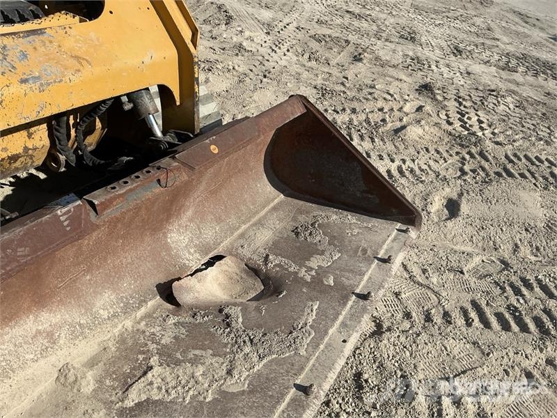CAT 289D Skid steer mini nakladalci
