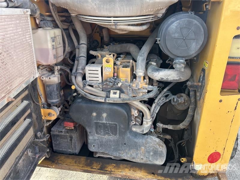 CAT 289D Skid steer loaders