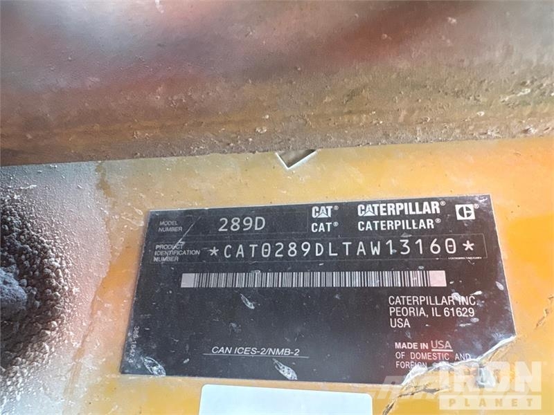 CAT 289D Krautuvai su šoniniu pasukimu