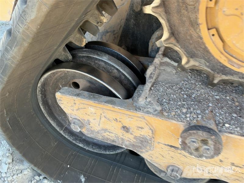 CAT 289D Šmykom riadené nakladače