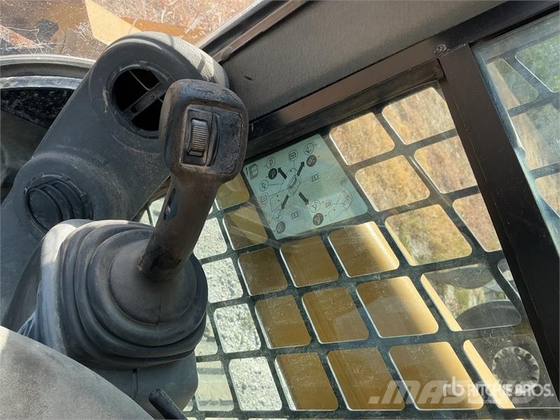 CAT 289D Skid steer mini nakladalci