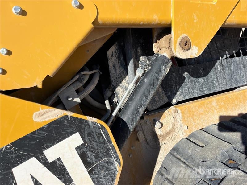 CAT 289D Skid steer mini nakladalci
