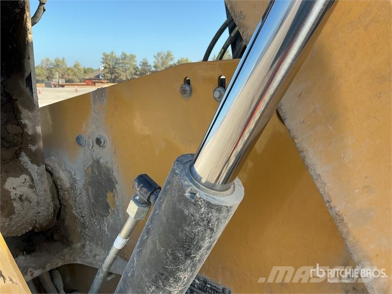 CAT 289D Šmykom riadené nakladače