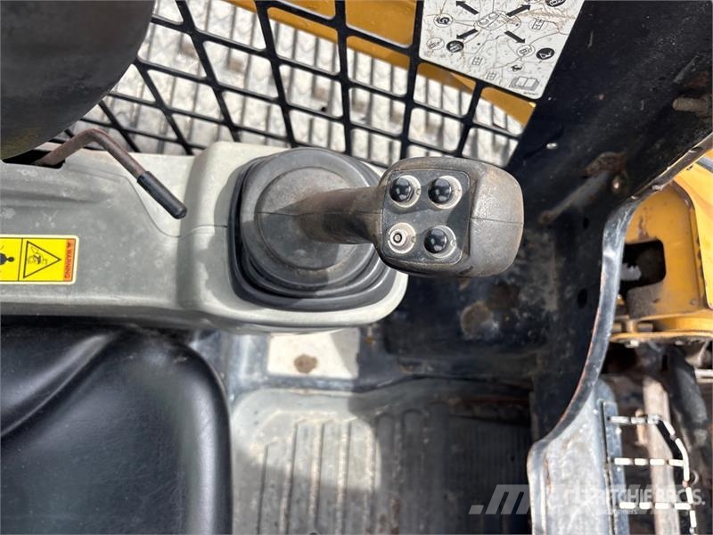 CAT 289D 滑移装载机