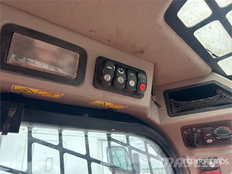 CAT 289D Kompaktrakodók