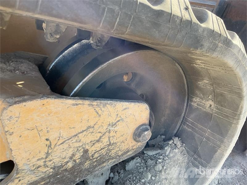CAT 289D Šmykom riadené nakladače