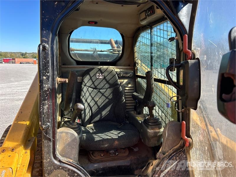 CAT 299D2 XHP Two-Speed Compact Track Loader Kompaktlaadurid