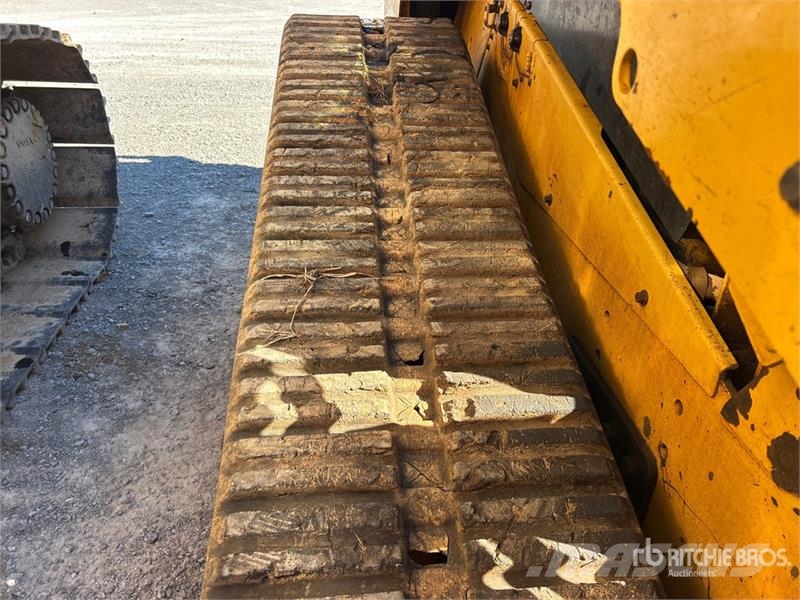 CAT 299D2 XHP Two-Speed Compact Track Loader Kompaktlaadurid