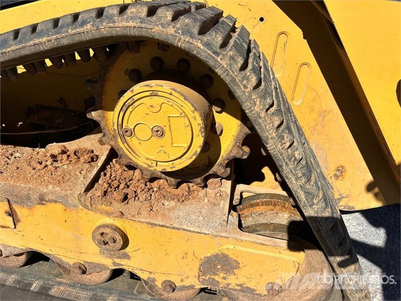 CAT 299D2 XHP Two-Speed Compact Track Loader Kompaktlaadurid