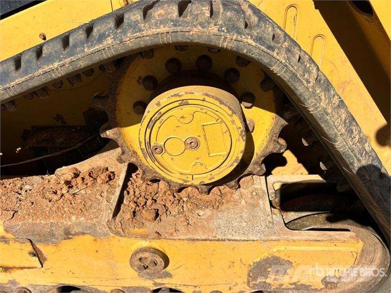 CAT 299D2 XHP Two-Speed Compact Track Loader Kompaktlaadurid