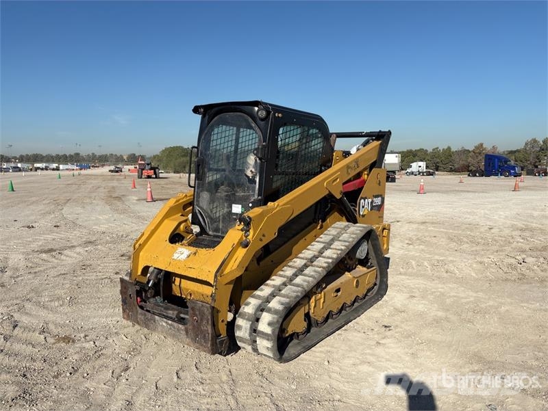 CAT 299D2XHP Two-Speed High Flow XPS Compact Track Loa لوادر انزلاقية التوجيه