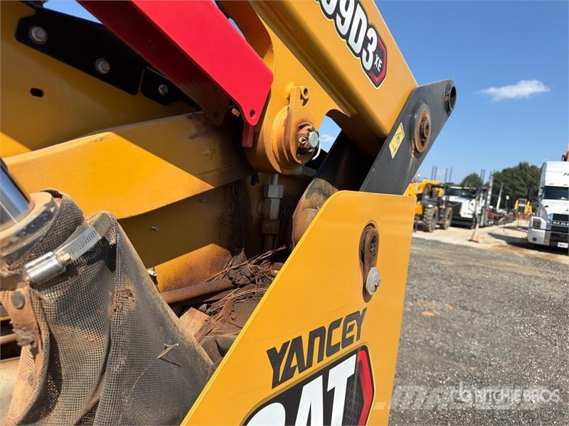 CAT 299D3 XE Two-Speed Compact Track Loader Skid steer loaders