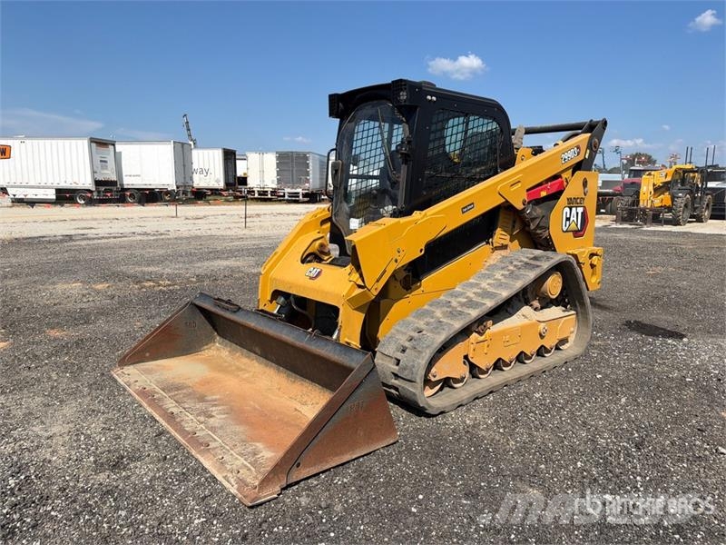 CAT 299D3 XE Two-Speed Compact Track Loader Skid steer loaders