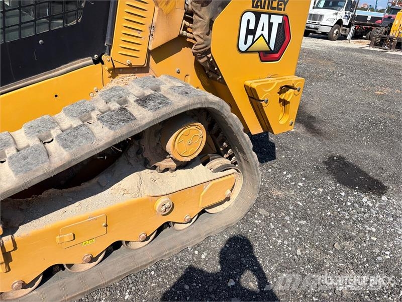 CAT 299D3 XE Two-Speed Compact Track Loader Skid steer loaders