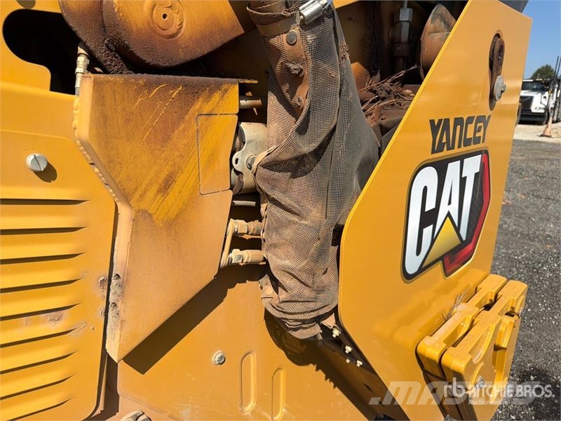 CAT 299D3 XE Two-Speed Compact Track Loader Skid steer loaders